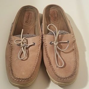 Sperry Slipons